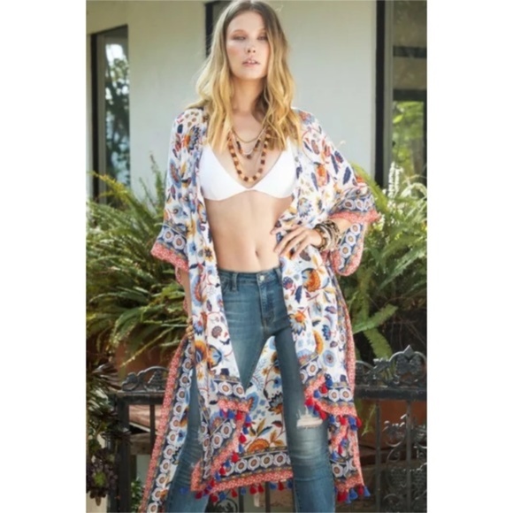 SOLD OUT Persian Vase Floral Print Boho Tassel Kimono Wrap - Picture 2 of 6
